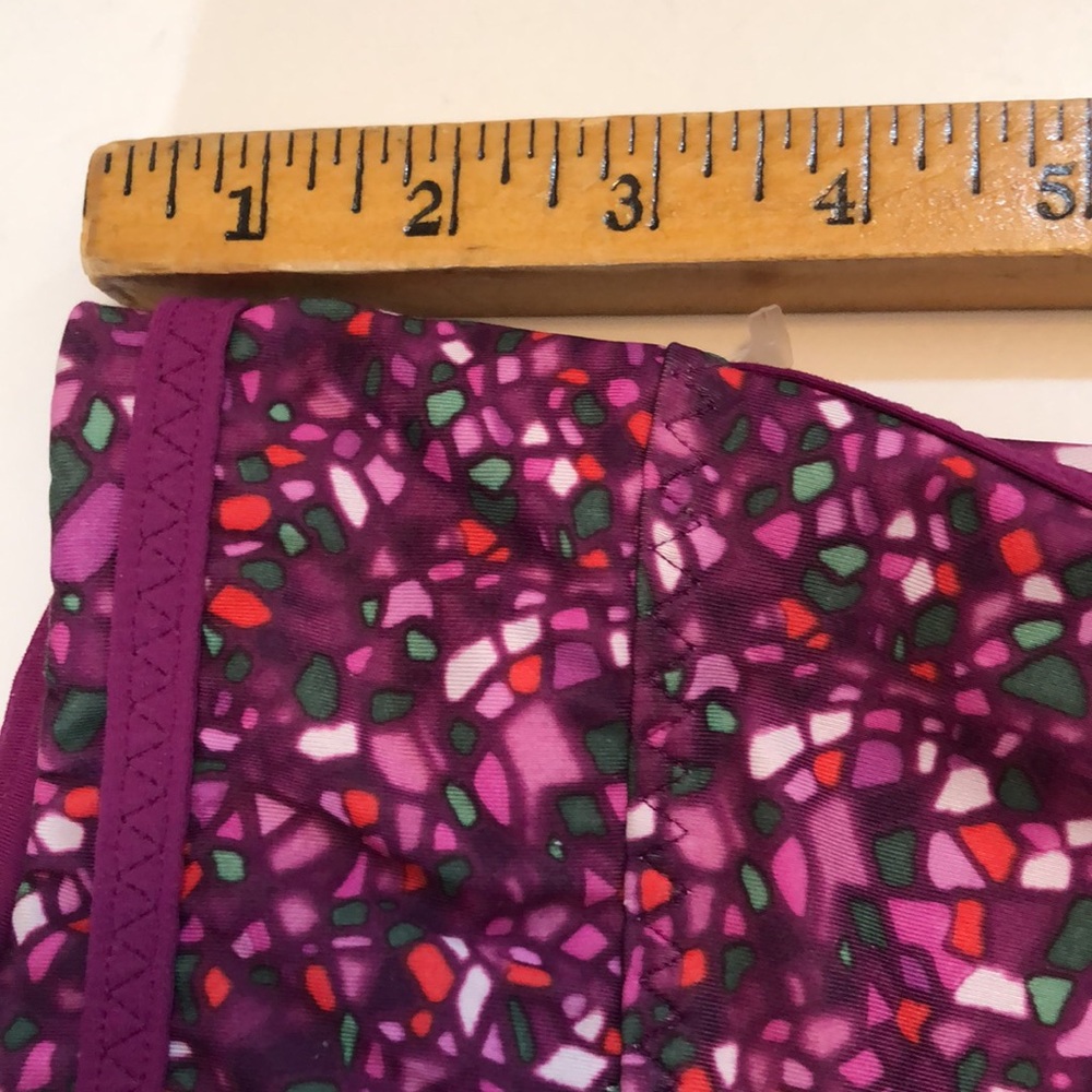 Lululemon Crop Size 10 Real Quick Crop Paradise Camo Multi Regal Plum - Picture 12 of 15